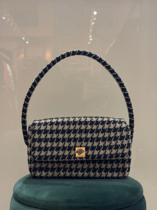 Aninbing Tasche aus Wolle
