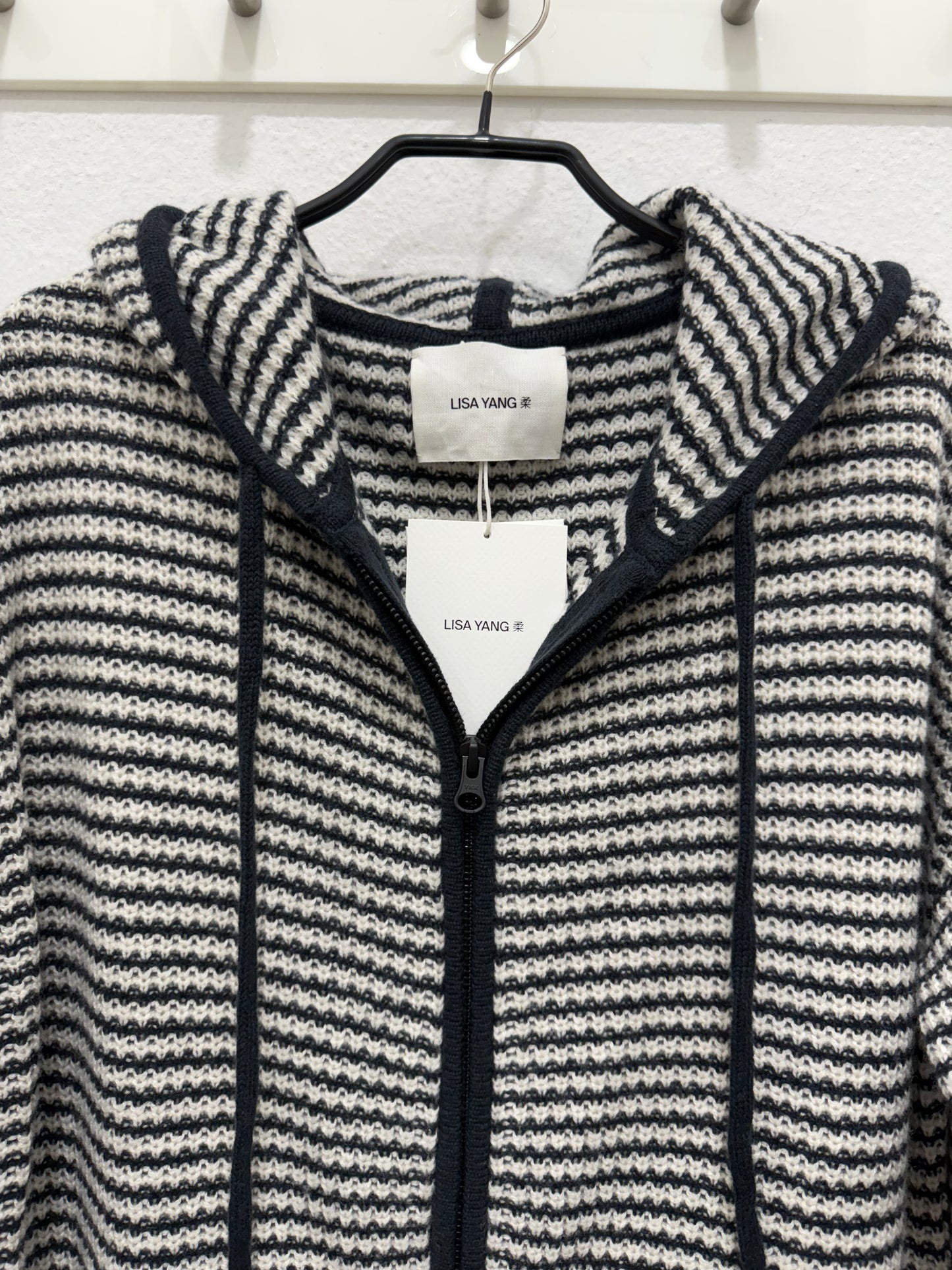 Lisa Yang Strickjacke